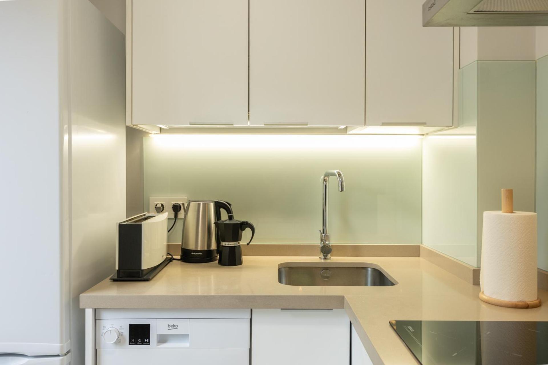 Charming Apartment With Private Patio At Plaza De Espana By Ocityzen Sevilla Eksteriør bilde