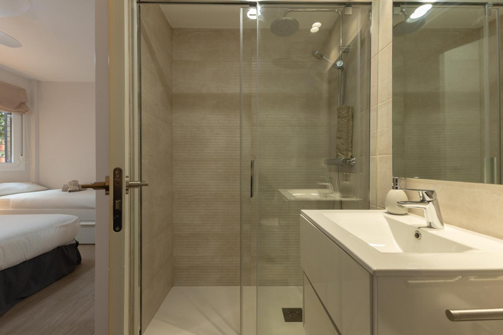 Charming Apartment With Private Patio At Plaza De Espana By Ocityzen Sevilla Eksteriør bilde