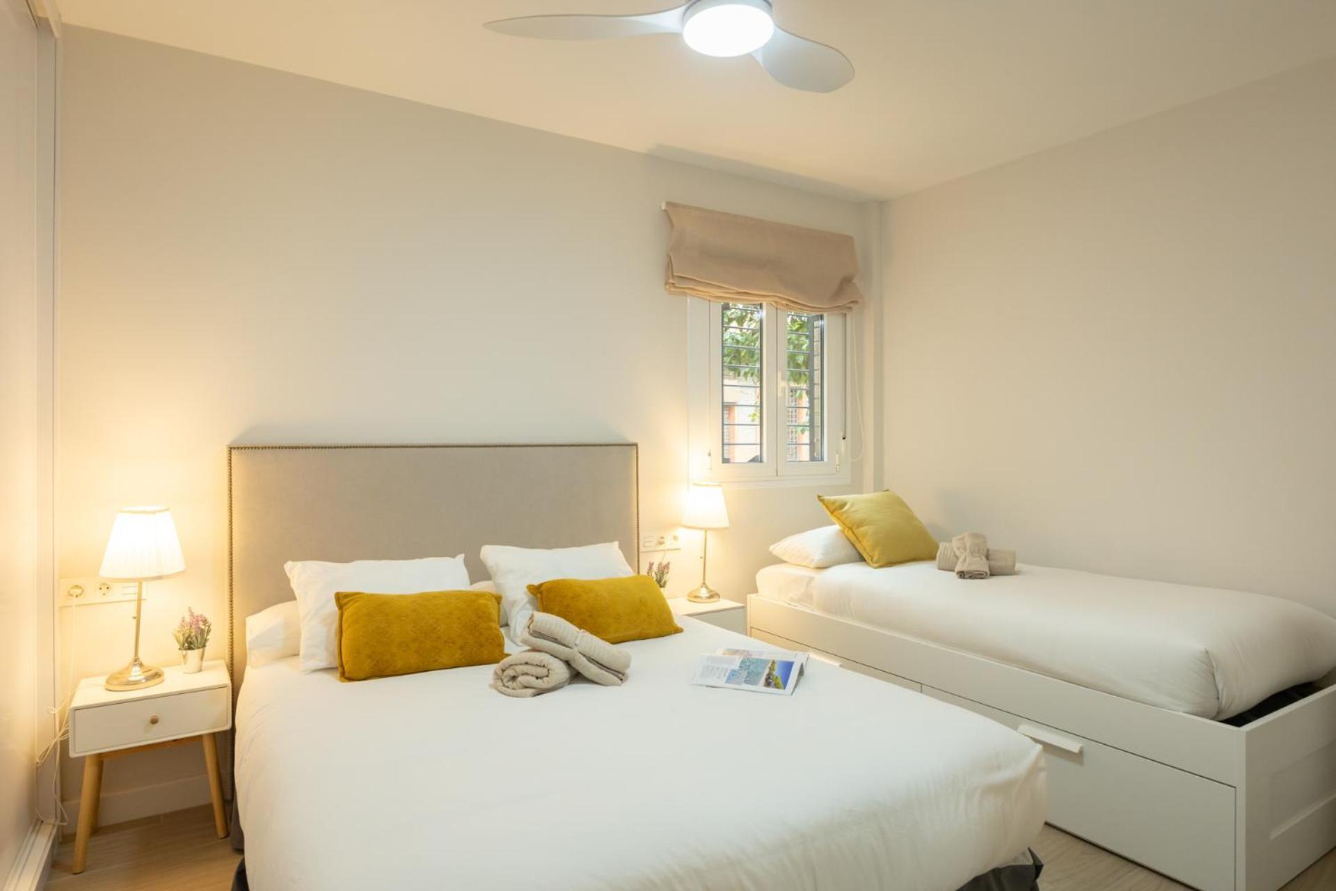 Charming Apartment With Private Patio At Plaza De Espana By Ocityzen Sevilla Eksteriør bilde